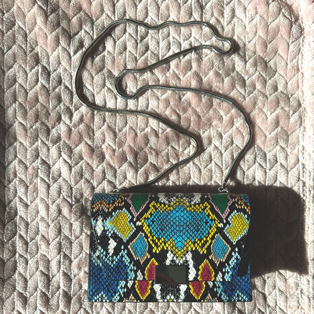 Snake-print crossbody bag